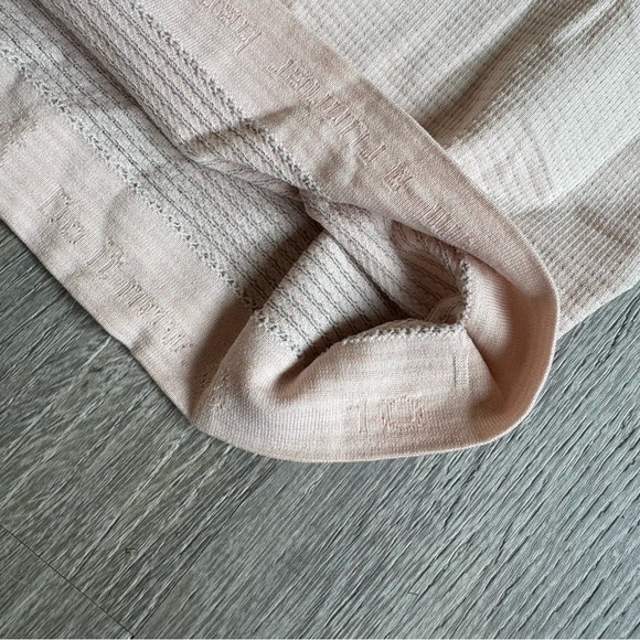 Lululemon Swiftly Tech Racerback - Picture 3 of 3